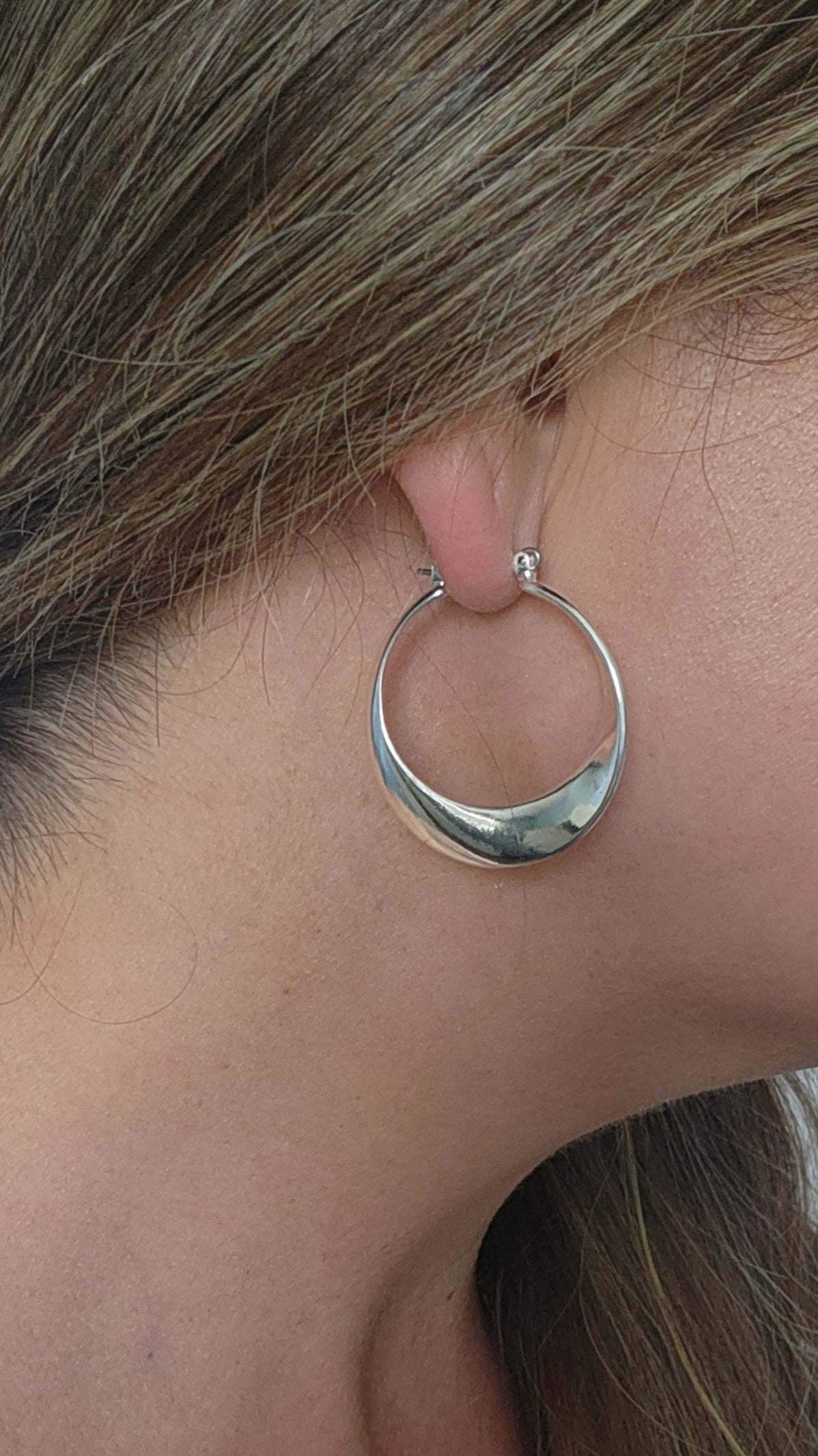 Twist Hoop Earrings