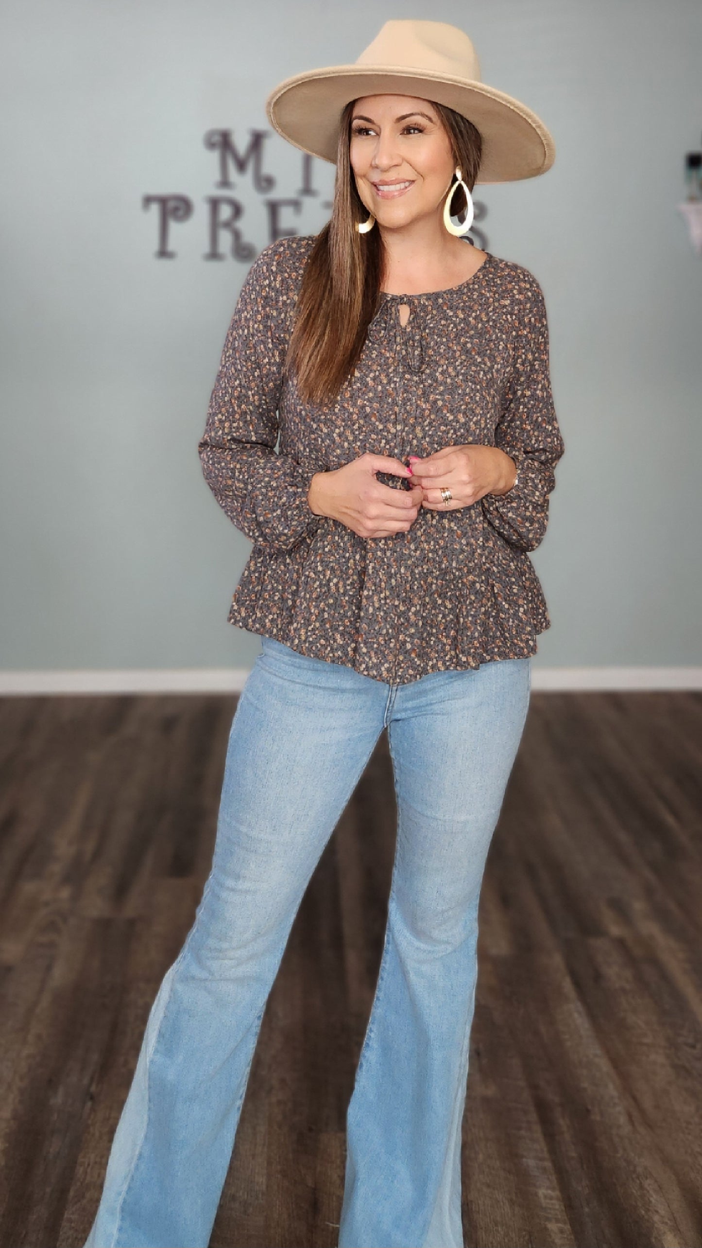 Show Me Fall Top- Grey/Floral