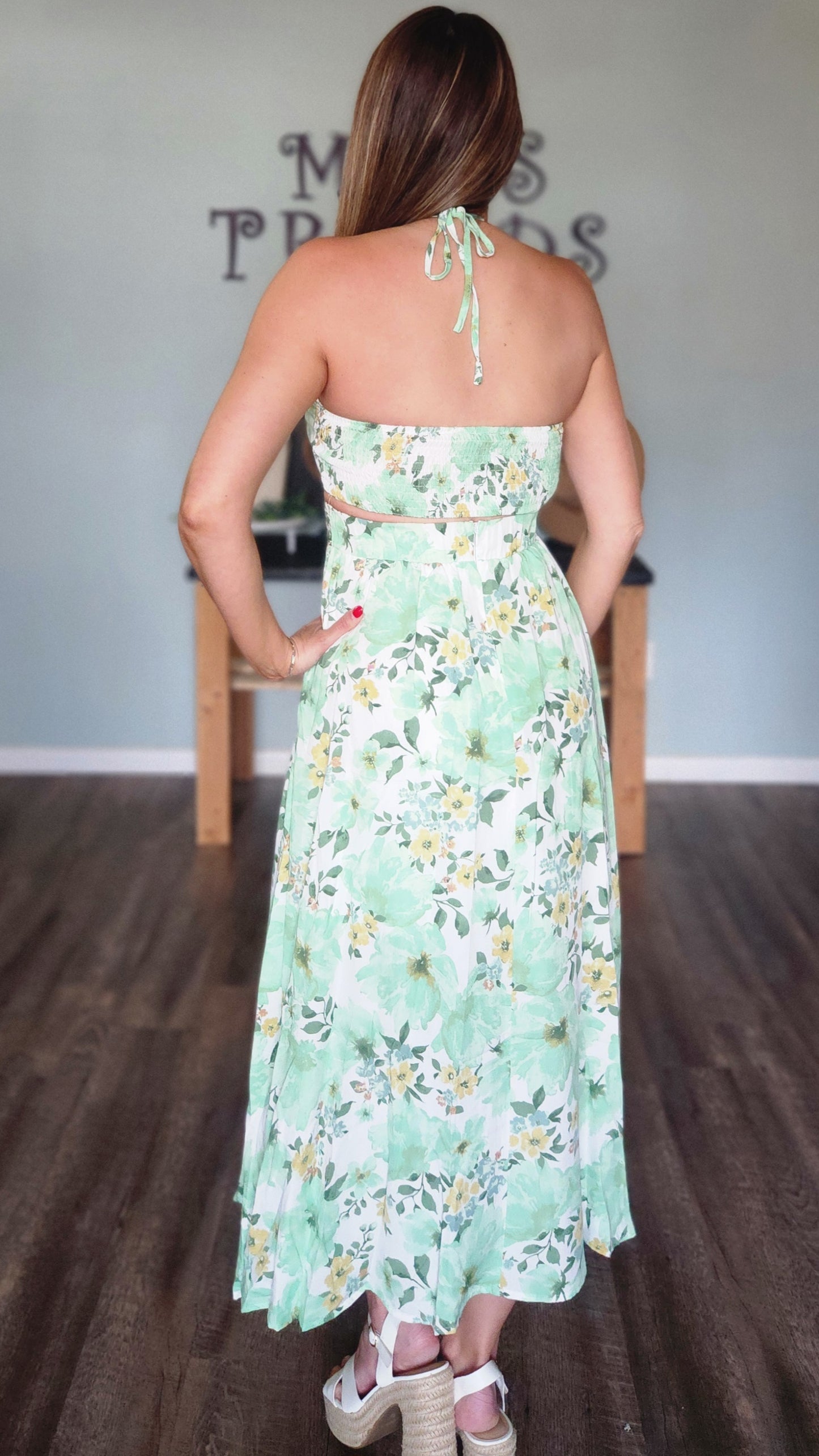 Embrace The Elegance and Fun-White/Green/ Yellow