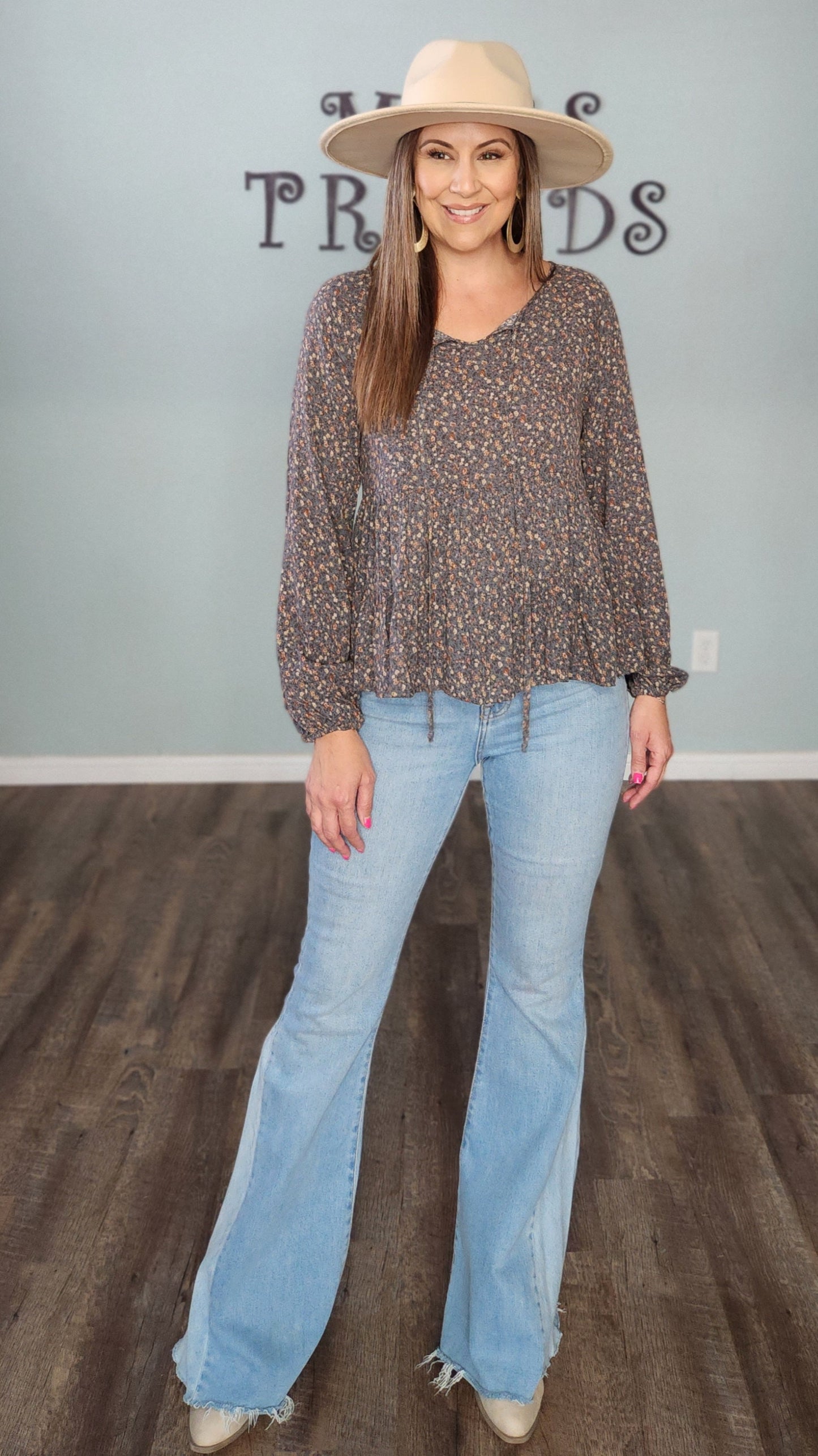 Show Me Fall Top- Grey/Floral
