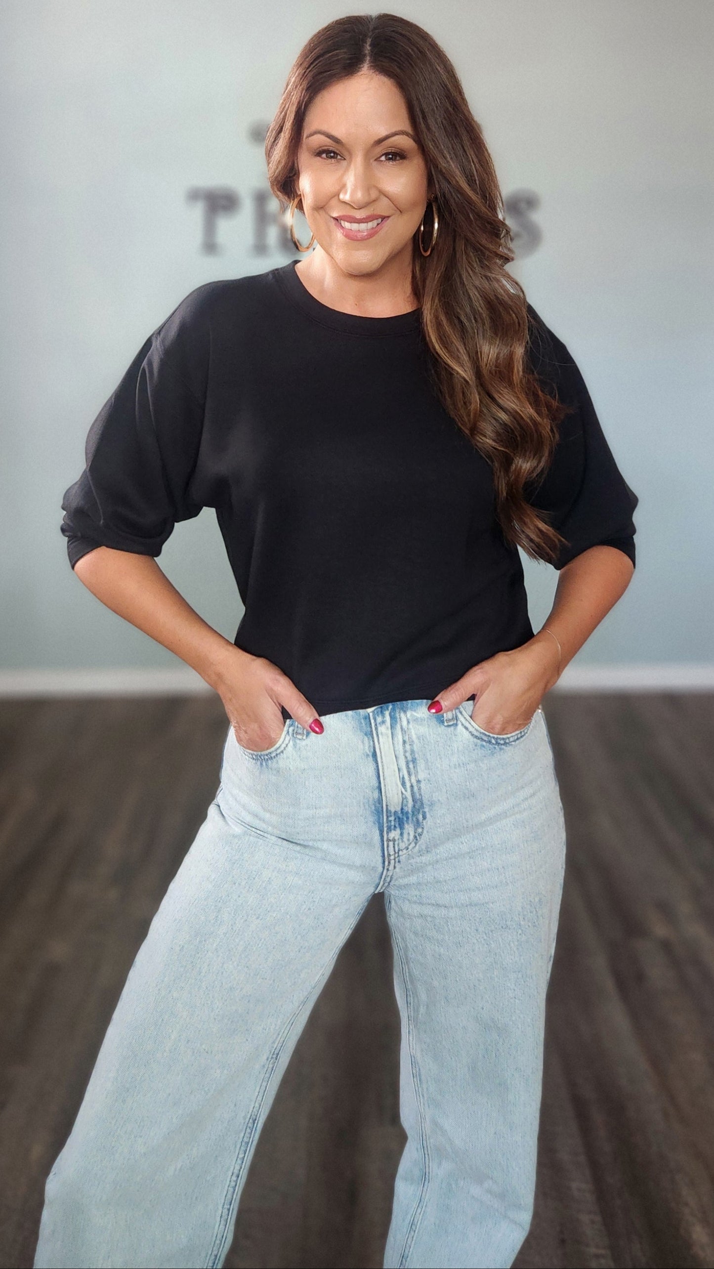 Everyday Essential Pullover – Black