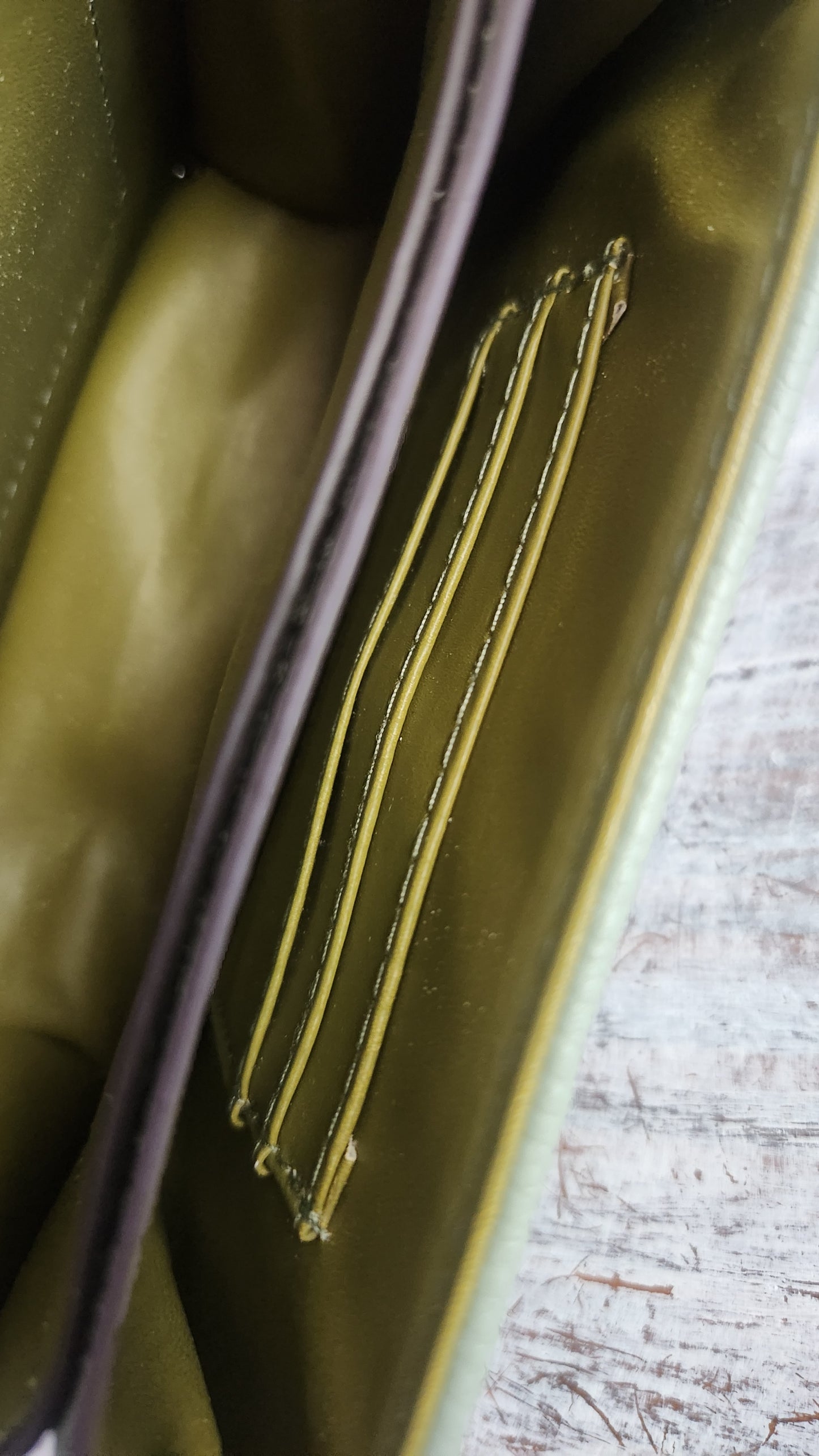 Chic On The Go Purse-Green