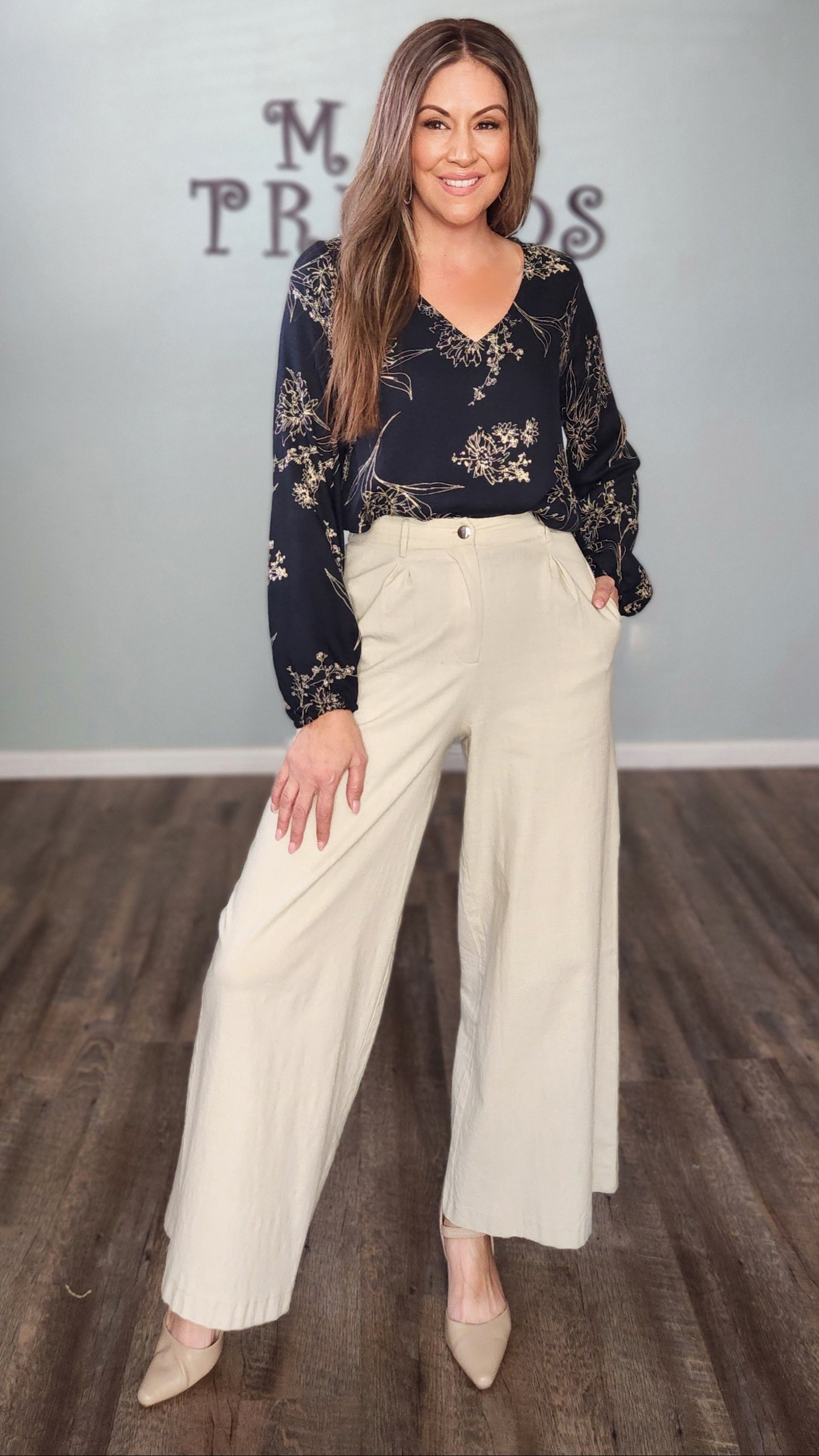 Bloom In Style Top-Navy/Ivory