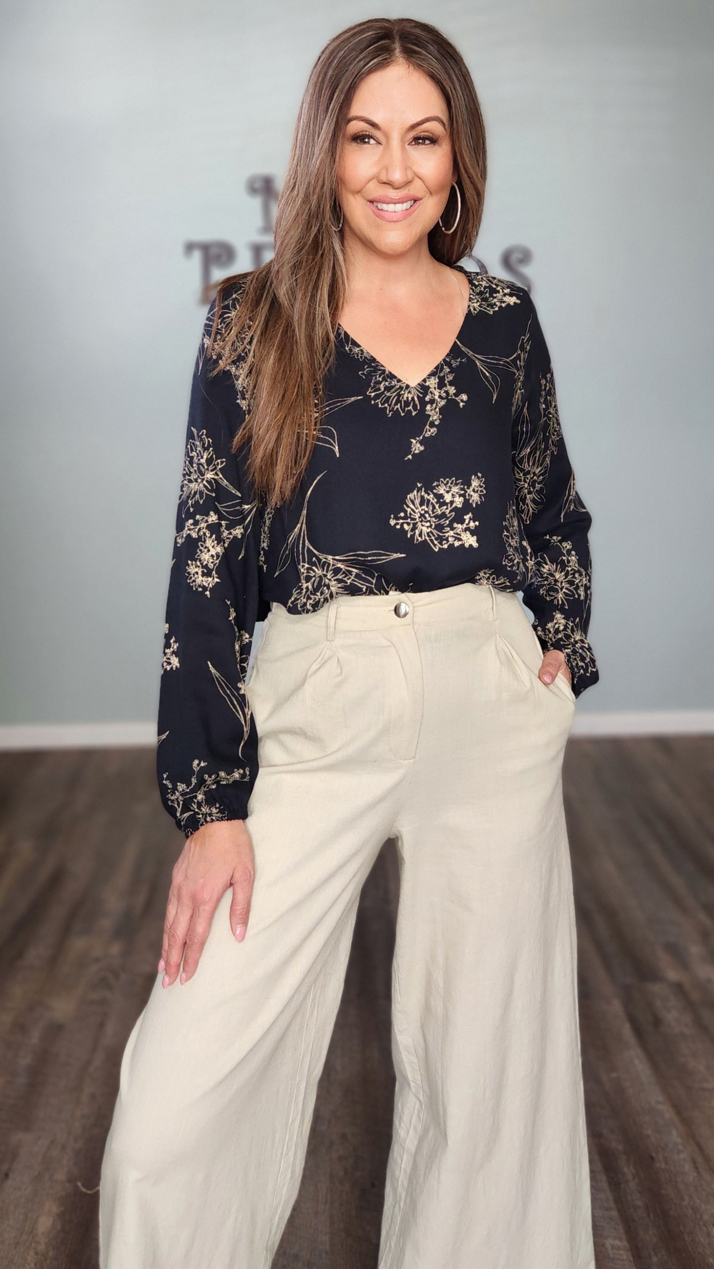 Bloom In Style Top-Navy/Ivory