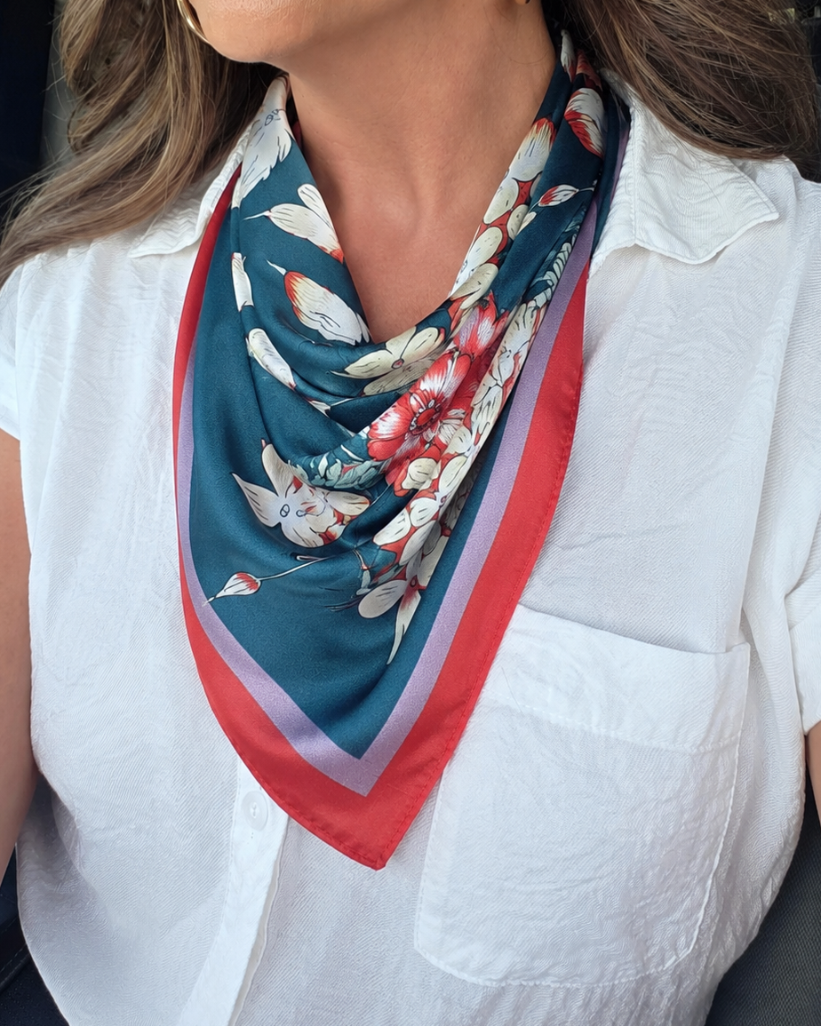 The Vintage bloom scarf