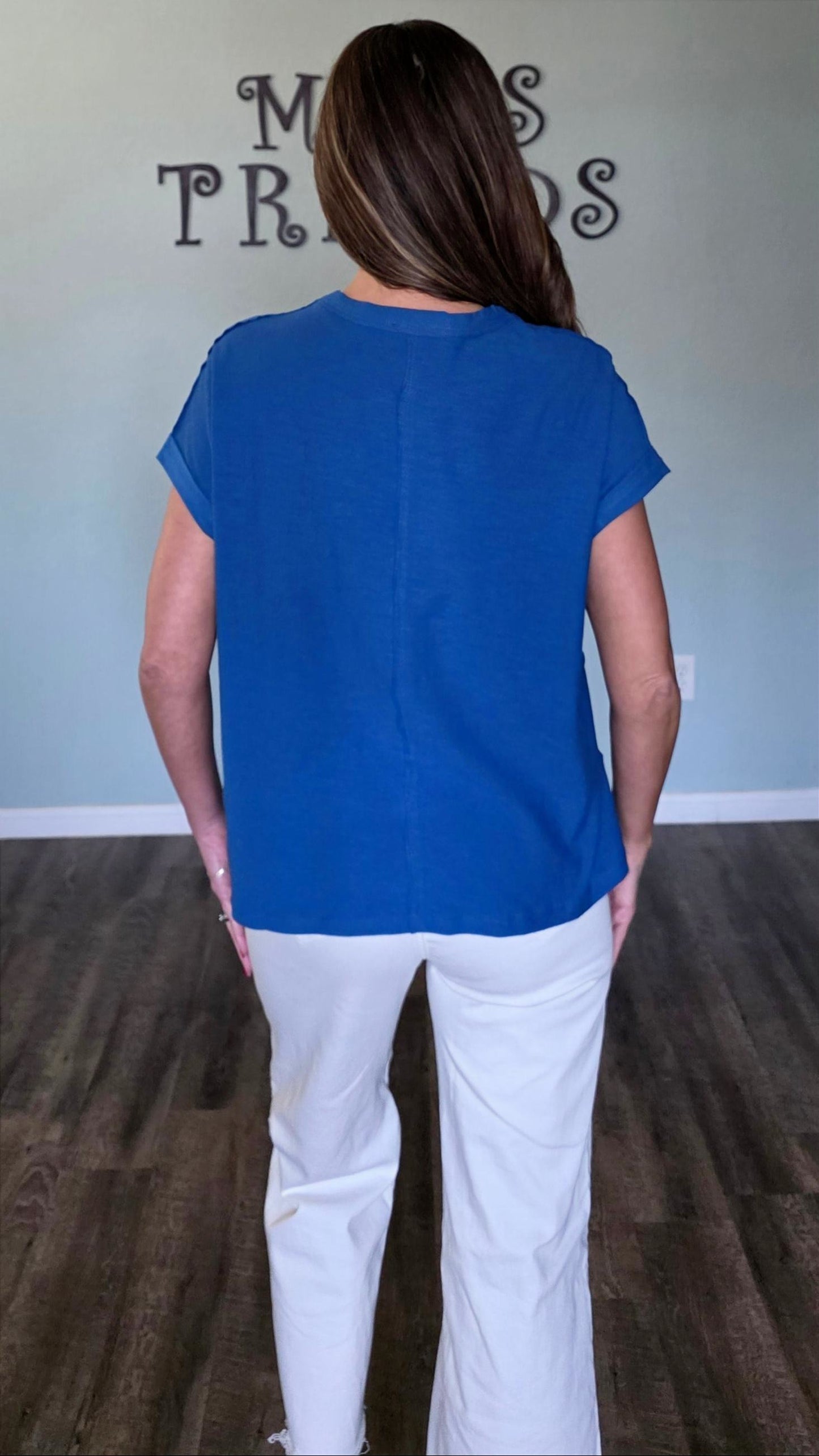 Closet Staple Tee-Blue