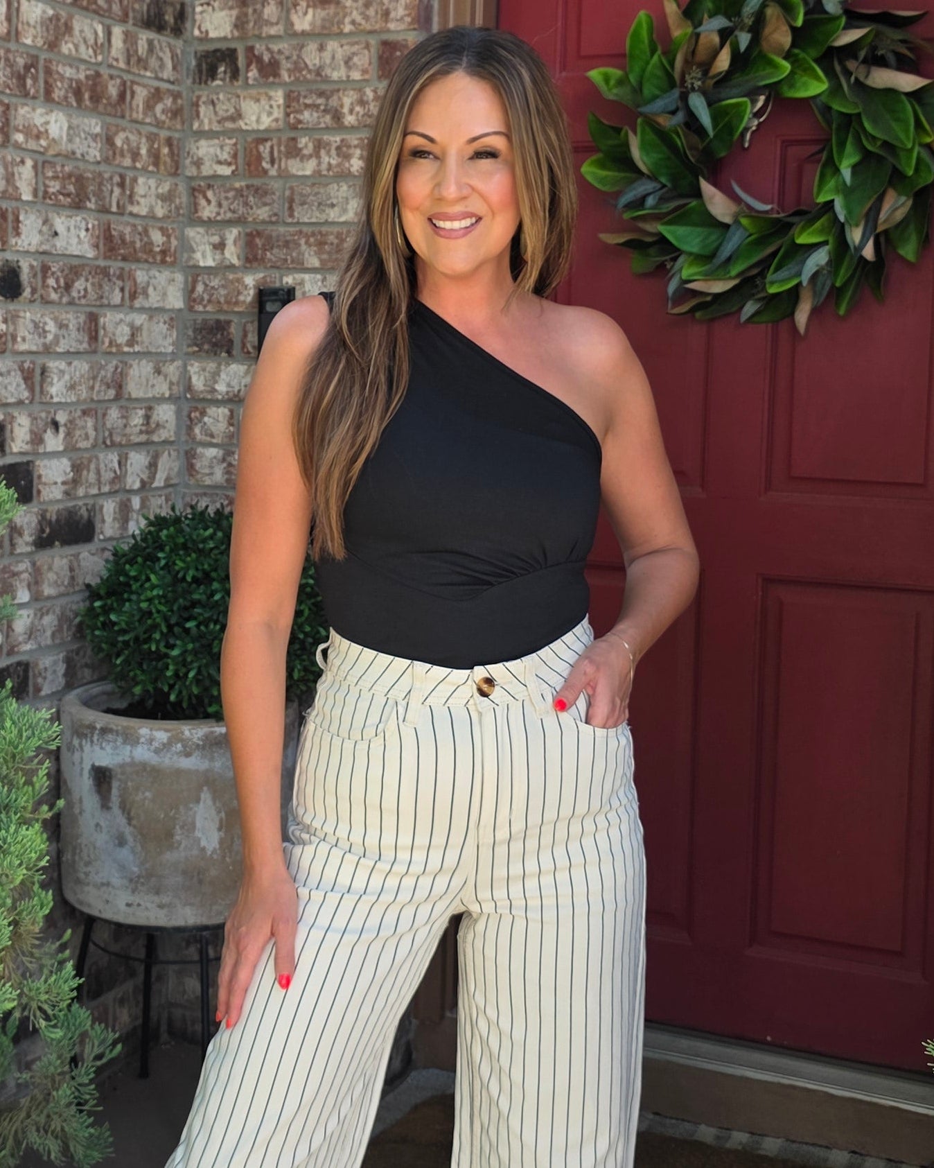 Just One Look One Shoulder Top- Black