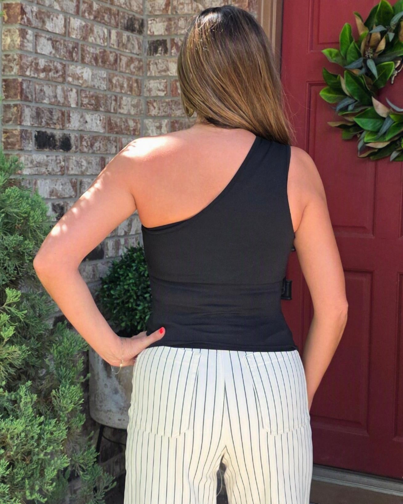 Just One Look One Shoulder Top- Black