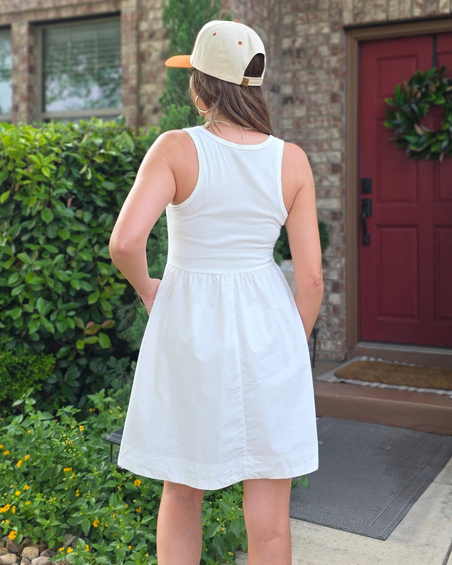 Simple Moments Dress-White