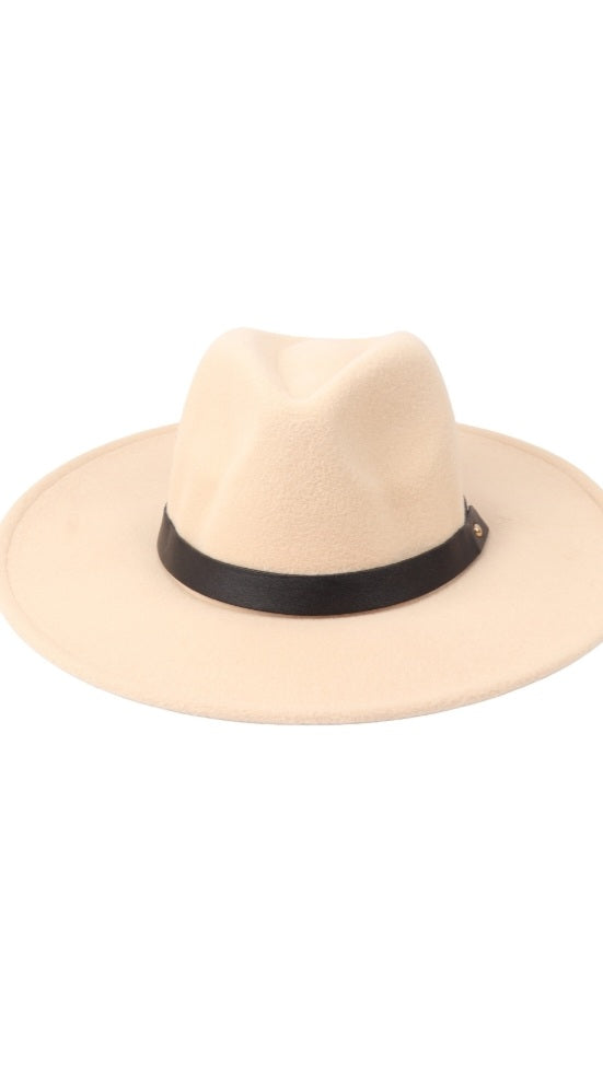 Goes With Everything Hat-Ivory